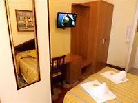 Pensión Tibullo 4*